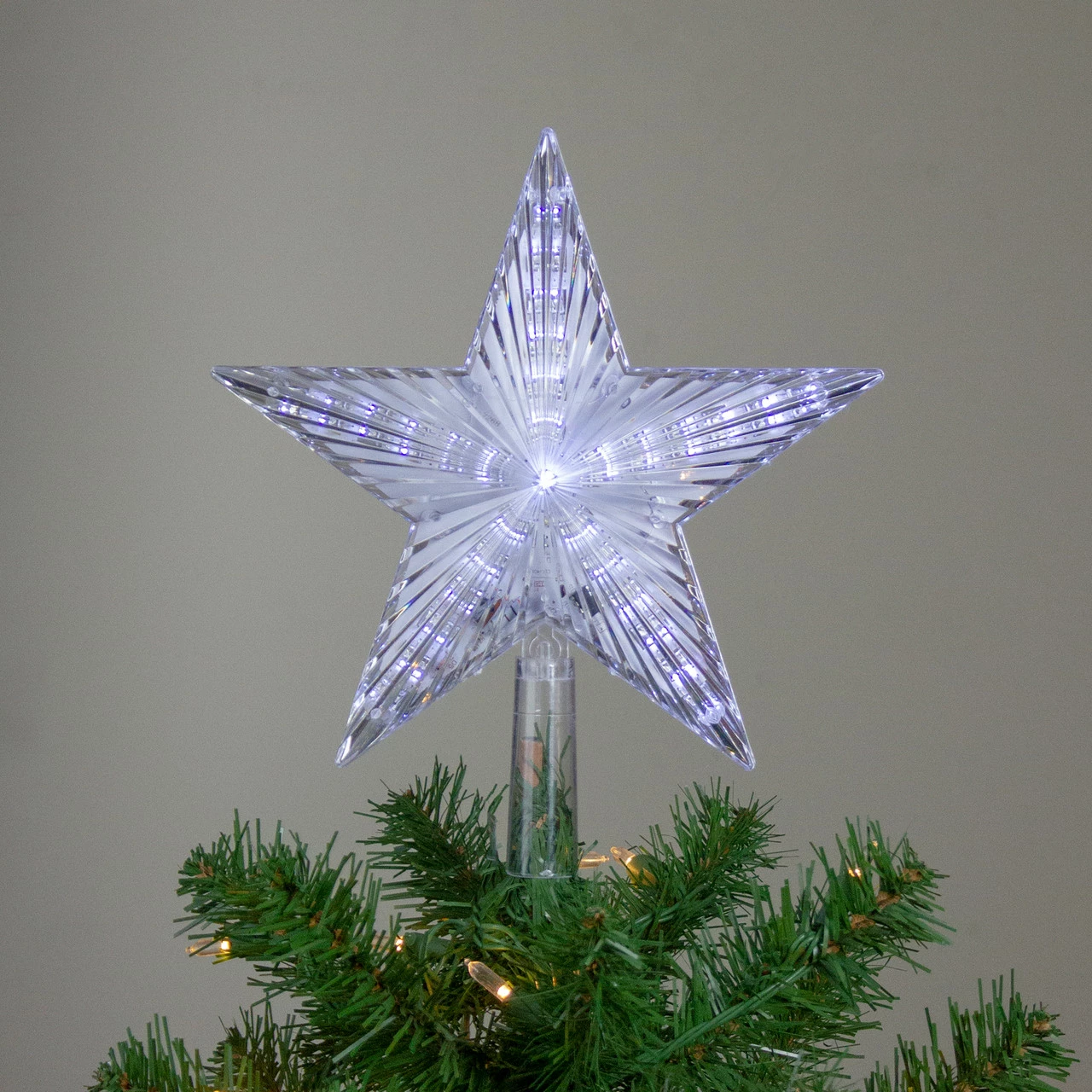 Hofert 9.5" Lighted Clear Twinkling 5-Point Star Christmas Tree Topper - Clear White LED Lights 4 Hofert 9.5" Lighted Clear Twinkling 5-Point Star Christmas Tree Topper - Clear White LED Lights - Image 4