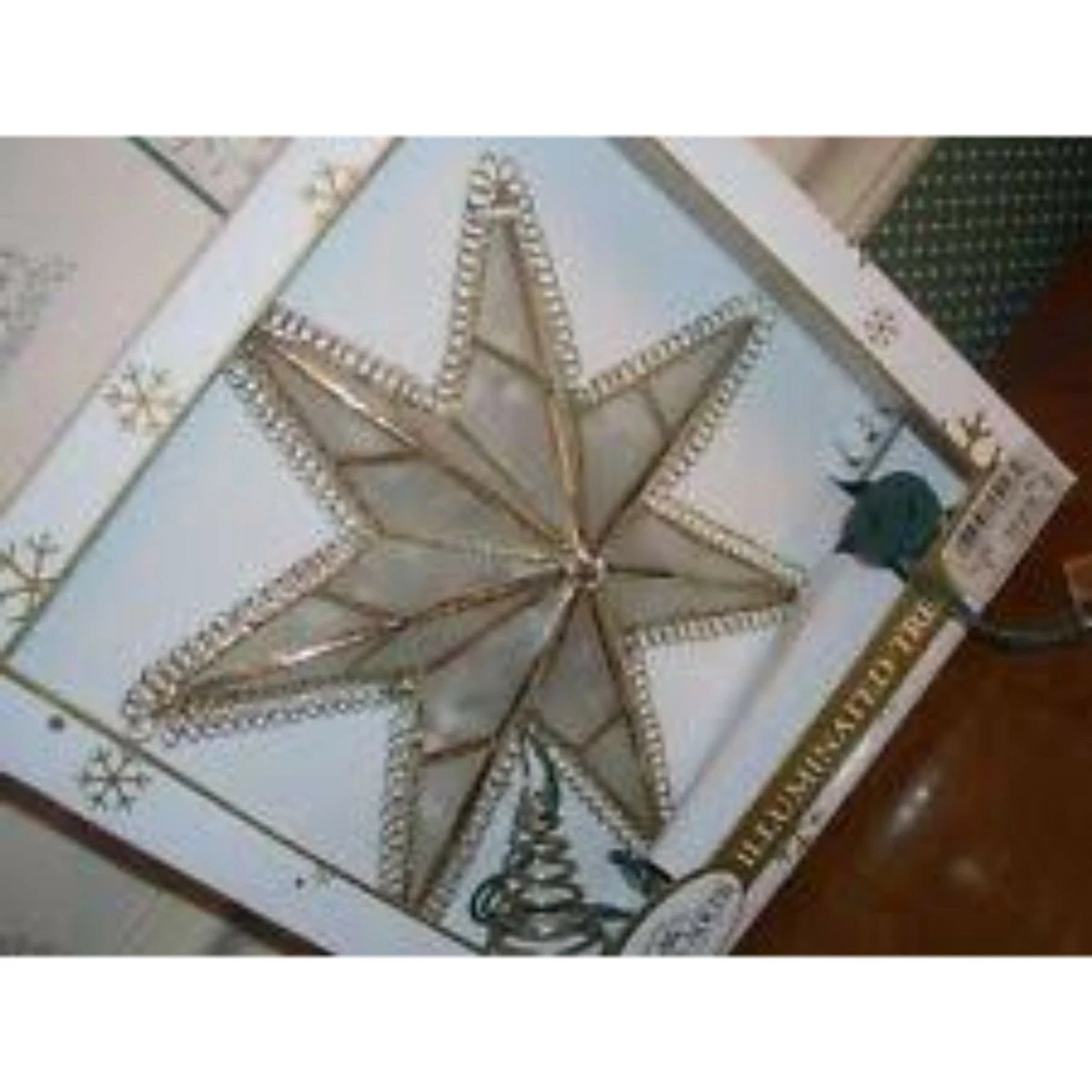 Kurt Adler 9.25'' Lighted Gold Star Loop Christmas Tree Topper - Clear Lights 3 Kurt Adler 9.25'' Lighted Gold Star Loop Christmas Tree Topper - Clear Lights - Image 3