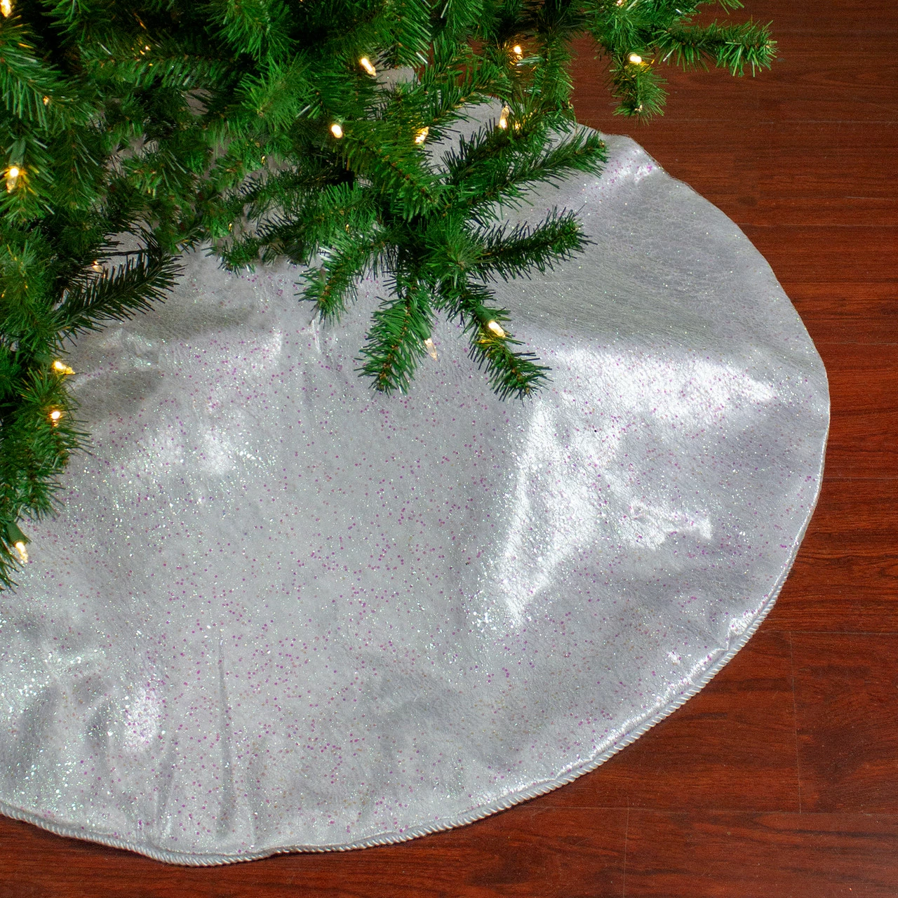 Northlight 48" White Iridescent Holographic Glittered Christmas Tree Skirt 2 Northlight 48" White Iridescent Holographic Glittered Christmas Tree Skirt - Image 2