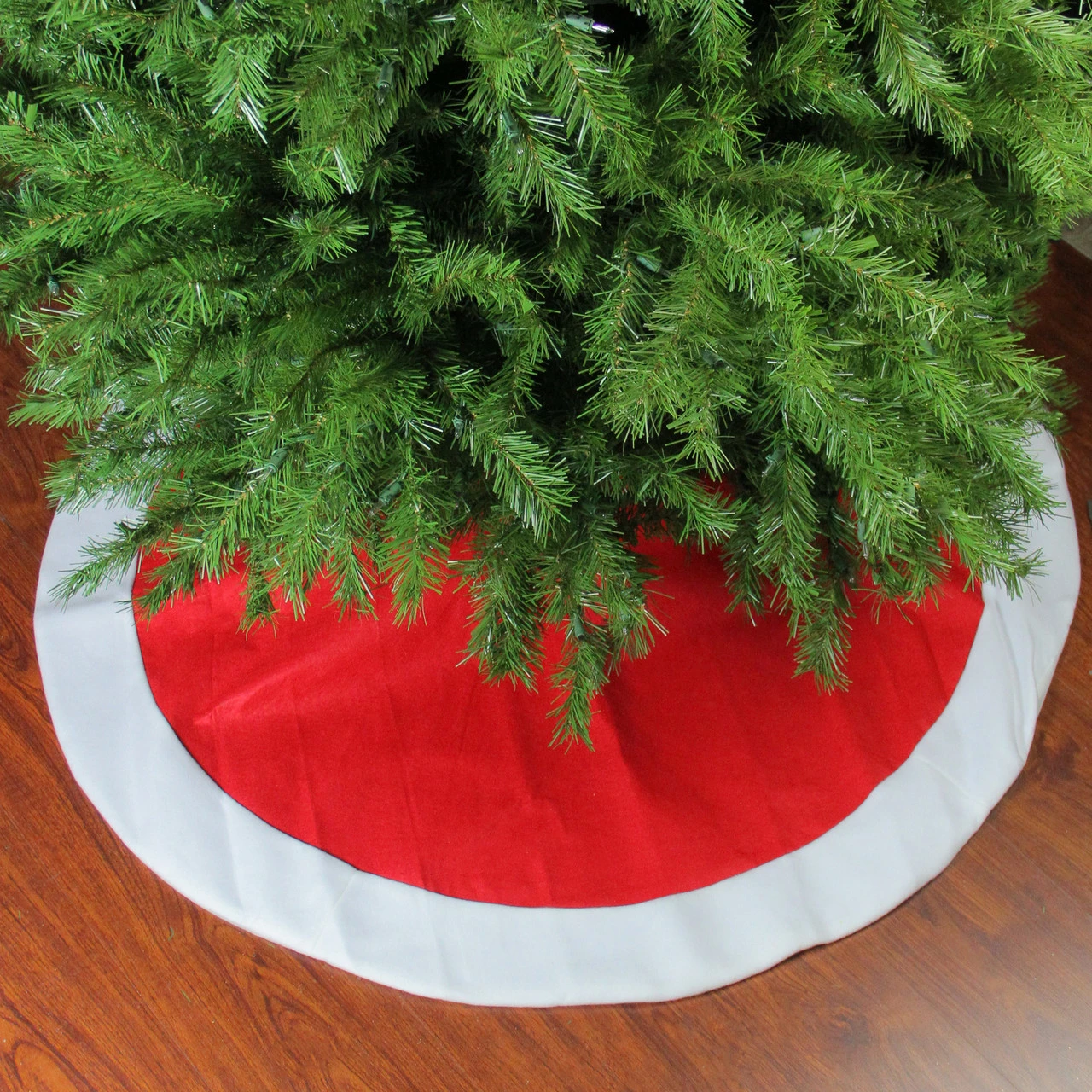 Northlight 48" Red And White Traditional Christmas Tree Skirt 2 Northlight 48" Red And White Traditional Christmas Tree Skirt - Image 2