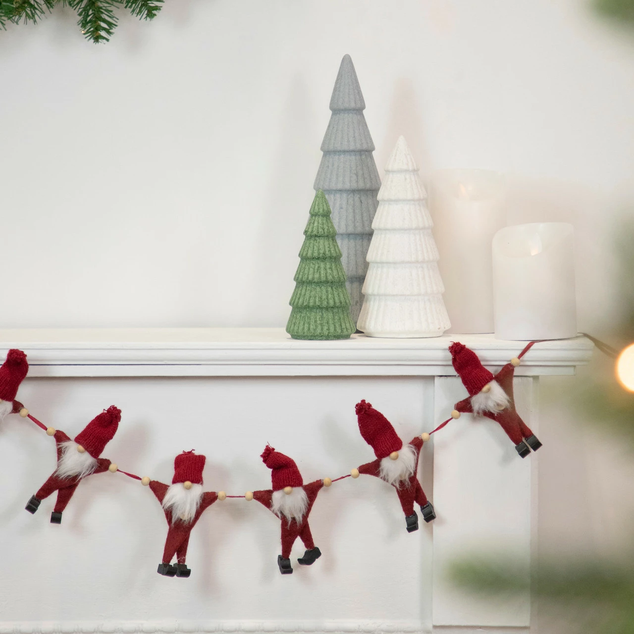 Northlight 30" Red And White Knit Gnome Novelty Christmas Garland 2 Northlight 30" Red And White Knit Gnome Novelty Christmas Garland - Image 2