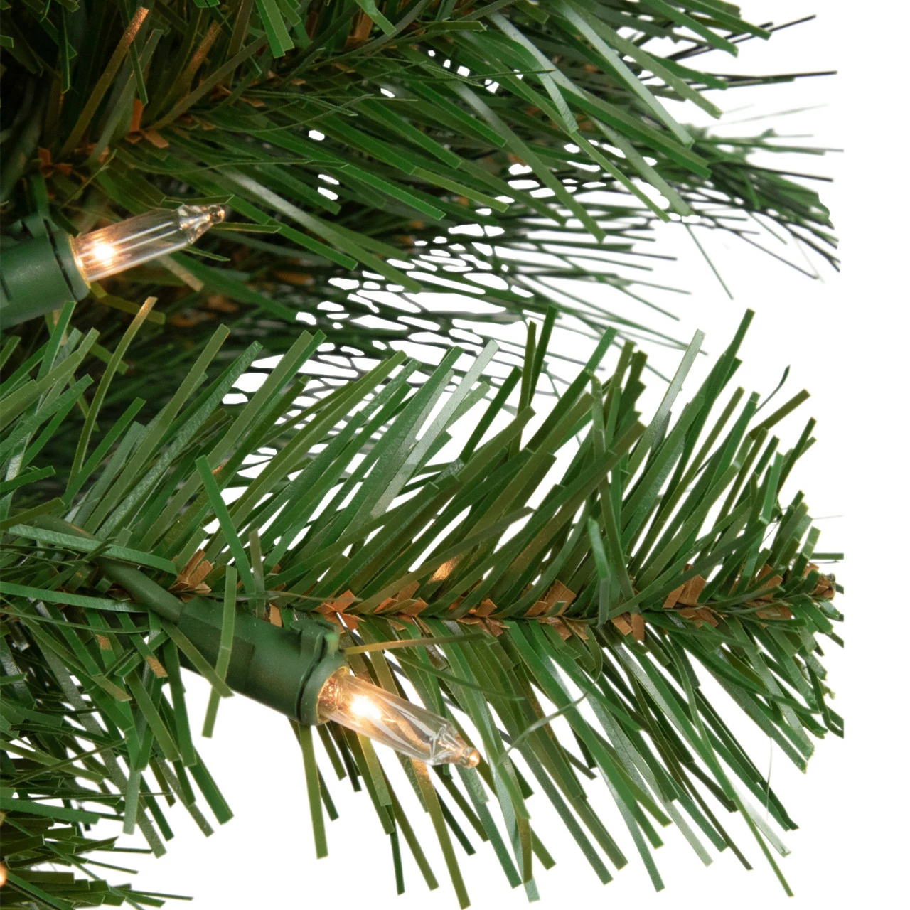 Northlight Mixed Beaver Pine Artificial Christmas Wreath, 36-Inch, Clear Lights 2 Northlight Mixed Beaver Pine Artificial Christmas Wreath, 36-Inch, Clear Lights - Image 2